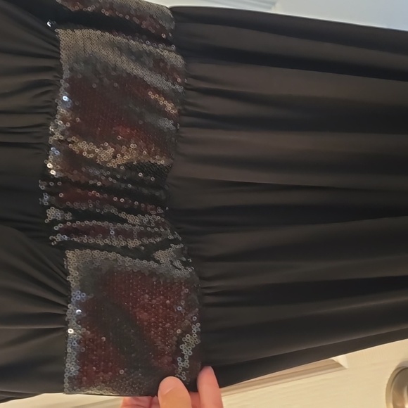 R&M Richards Black Maxi Dress with Sequin Detail And Built In Bra Size 6 (#9) - Picture 2 of 8